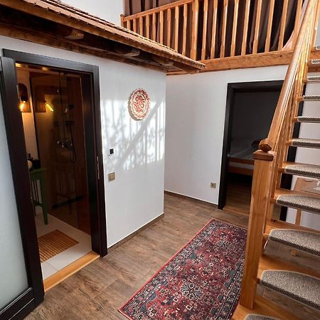 Famives Vendeghaz Bed & Breakfast Racul Exterior foto